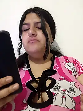 Snapshot of Hammys-stevee chatting on February 14, 2026, 12:29 am Hammys-stevee online show from February 14, 2026, 12:29 am