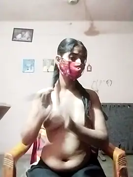 Kitti-Sharma online show from April 17, 2026, 3:31 am