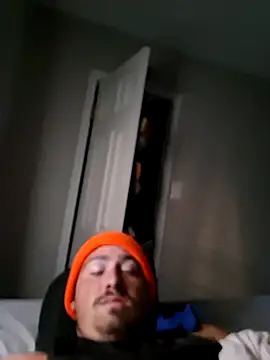 Dede5o4 online show from April 7, 2026, 12:27 pm