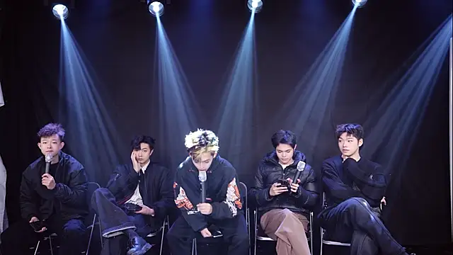 Snapshot of BTS-007 chatting on February 11, 2026, 12:10 pm BTS-007 online show from February 11, 2026, 12:10 pm