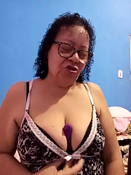 Snapshot of Luach chatting on February 6, 2026, 12:19 pm Luach online show from February 6, 2026, 12:19 pm