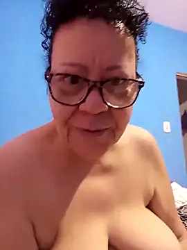 Snapshot of Luach chatting on February 13, 2026, 8:32 am Luach online show from February 13, 2026, 8:32 am