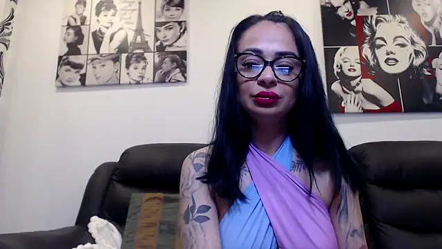 Snapshot of BrianaBloom chatting on May 3, 2026, 6:47 pm BrianaBloom online show from May 3, 2026, 6:47 pm