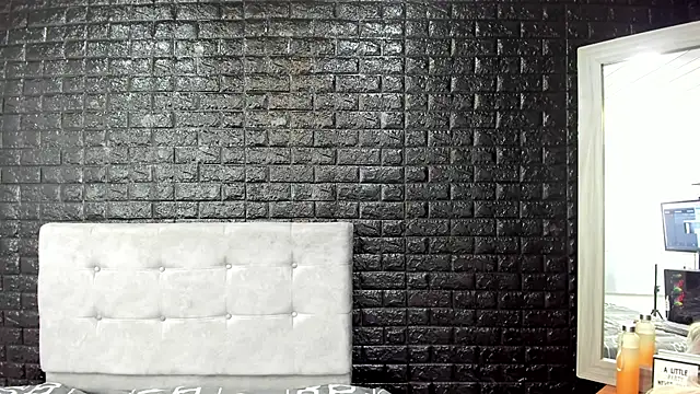 Calopezreal  online show from February 16, 2026, 1:07 pm