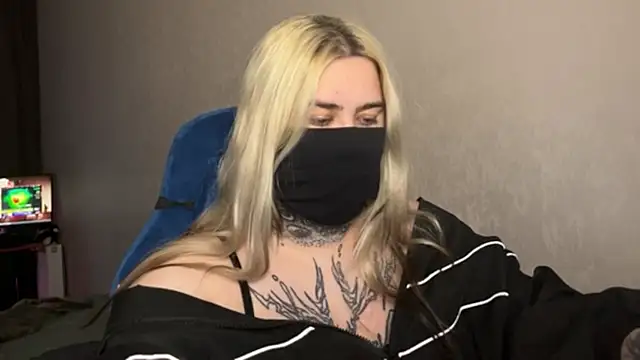 Snapshot of UnaXyling chatting on February 19, 2026, 11:23 pm UnaXyling online show from February 19, 2026, 11:23 pm