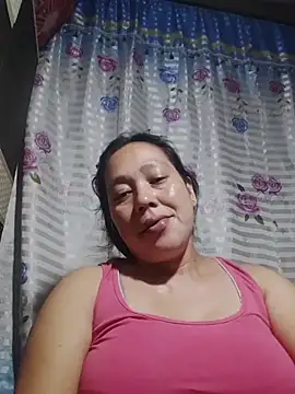 Snapshot of May_Bombs chatting on February 20, 2026, 7:43 am May Bombs online show from February 20, 2026, 7:43 am