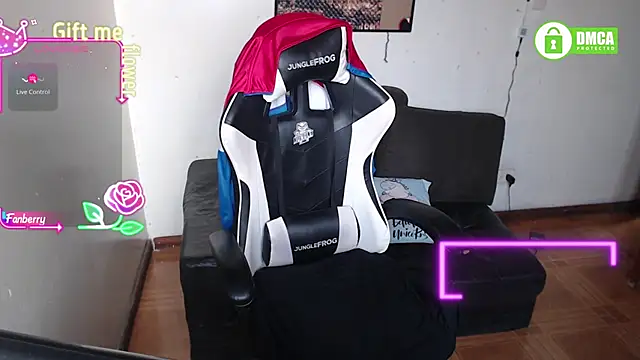 MeliisaRobers online show from February 19, 2026, 9:55 pm