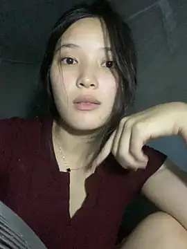 Snapshot of Suzu_xx01 chatting on June 1, 2026, 4:31 pm Suzu xx01 online show from June 1, 2026, 4:31 pm