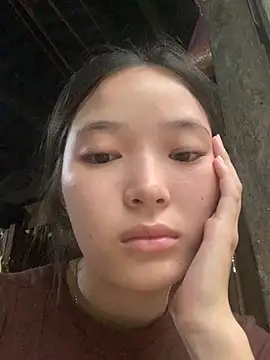 Snapshot of Suzu_xx01 chatting on June 7, 2026, 10:35 pm Suzu xx01 online show from June 7, 2026, 10:35 pm
