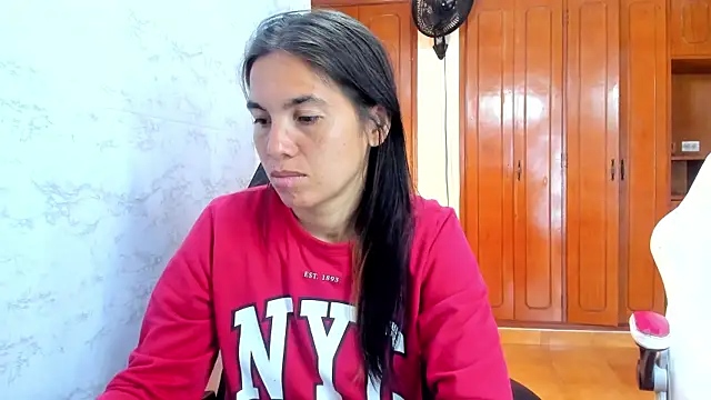 Snapshot of Emily_and_Soffy chatting on February 24, 2026, 12:03 pm Emily and Soffy online show from February 24, 2026, 12:03 pm