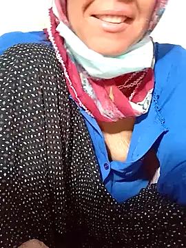 Snapshot of turbanlim07 chatting on February 19, 2026, 12:06 am turbanlim07 online show from February 19, 2026, 12:06 am