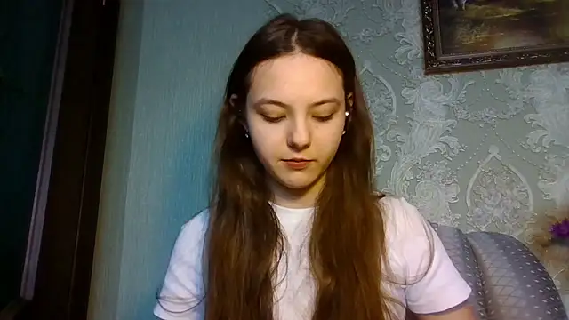 Snapshot of YuniNeko chatting on March 8, 2026, 7:23 am YuniNeko online show from March 8, 2026, 7:23 am