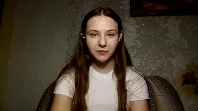 Snapshot of YuniNeko chatting on April 2, 2026, 3:20 pm YuniNeko online show from April 2, 2026, 3:20 pm