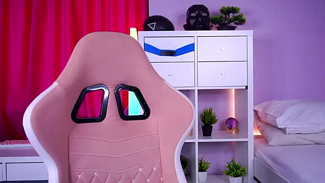 Snapshot of MistyReeds chatting on February 19, 2026, 5:58 am MistyReeds online show from February 19, 2026, 5:58 am