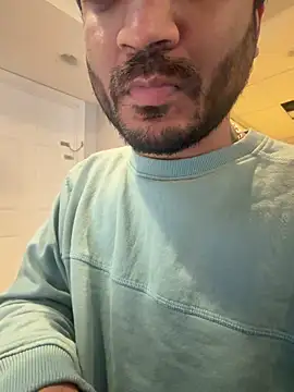 DaggerTie online show from February 17, 2026, 2:13 pm