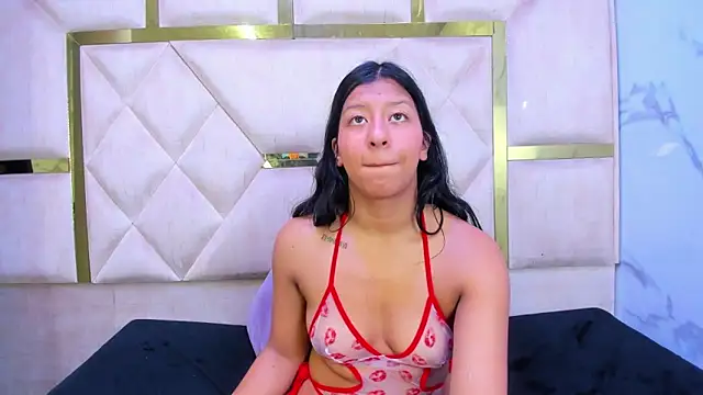 Snapshot of Vaneline2 chatting on May 31, 2026, 6:09 pm Vaneline2 online show from May 31, 2026, 6:09 pm