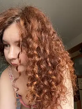 Snapshot of Anna__Desire chatting on February 22, 2026, 8:35 am Anna Desire online show from February 22, 2026, 8:35 am