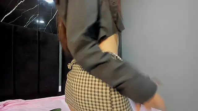 Snapshot of LunaSmithly chatting on February 12, 2026, 2:34 pm LunaSmithly online show from February 12, 2026, 2:34 pm