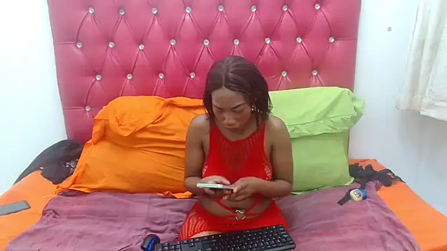 ExoticLenny32 online show from February 15, 2026, 12:25 pm