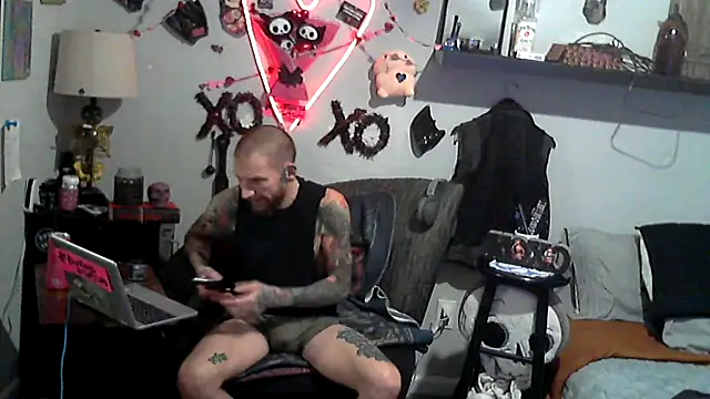 Snapshot of F_D_R_ chatting on February 13, 2026, 11:23 pm F D R online show from February 13, 2026, 11:23 pm