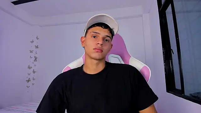 Snapshot of Adrian_Prime_ chatting on February 12, 2026, 6:47 pm Adrian Prime online show from February 12, 2026, 6:47 pm