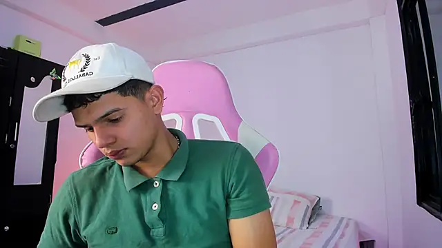 Snapshot of Adrian_Prime_ chatting on February 16, 2026, 6:59 pm Adrian Prime online show from February 16, 2026, 6:59 pm