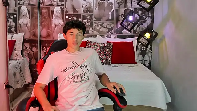 Snapshot of Christian_Foxx chatting on March 6, 2026, 1:51 pm Christian Foxx online show from March 6, 2026, 1:51 pm