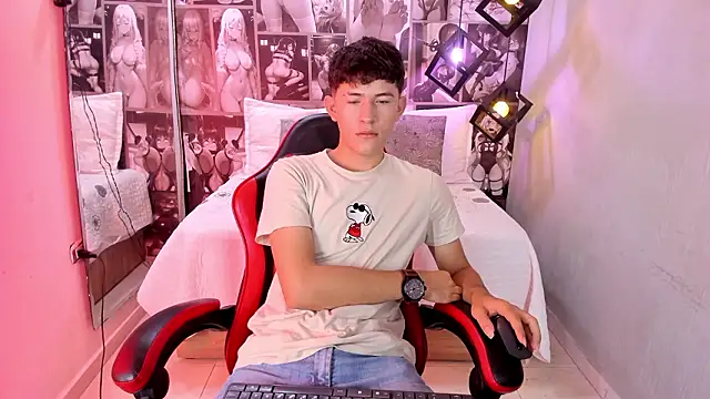 Snapshot of Christian_Foxx chatting on March 15, 2026, 12:27 am Christian Foxx online show from March 15, 2026, 12:27 am