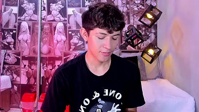 Snapshot of Christian_Foxx chatting on April 15, 2026, 2:35 pm Christian Foxx online show from April 15, 2026, 2:35 pm