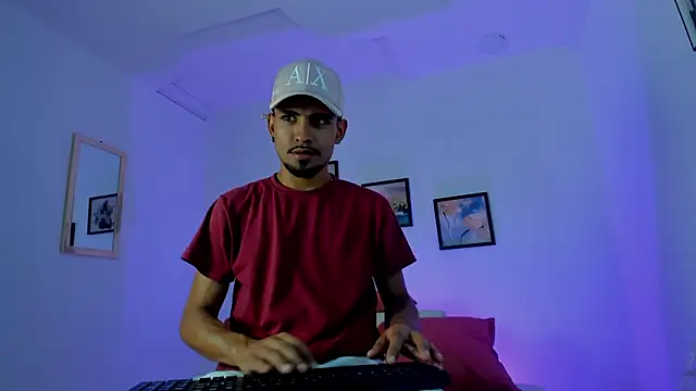 Snapshot of neyder_sanz chatting on February 8, 2026, 3:21 am neyder sanz online show from February 8, 2026, 3:21 am