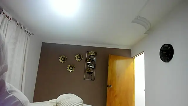 Snapshot of neyder_sanz chatting on February 12, 2026, 11:49 am neyder sanz online show from February 12, 2026, 11:49 am