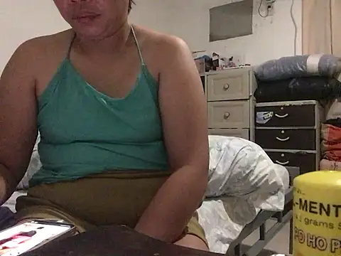 lady candy85 online show from February 9, 2026, 8:35 pm