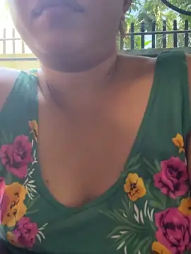 lady candy85 online show from April 12, 2026, 5:34 am