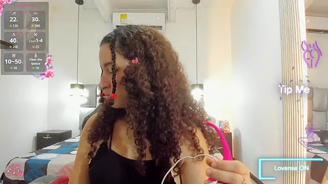 Snapshot of NoaMalak7 chatting on February 18, 2026, 7:43 pm NoaMalak7 online show from February 18, 2026, 7:43 pm