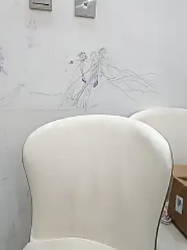 Jennie dogy online show from April 2, 2026, 3:53 pm