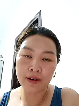 Jennie dogy online show from April 10, 2026, 12:27 am