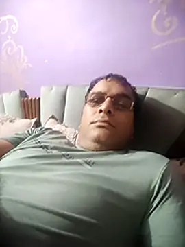 Snapshot of indiandesivillegeboy chatting on June 28, 2026, 5:46 am indiandesivillegeboy online show from June 28, 2026, 5:46 am