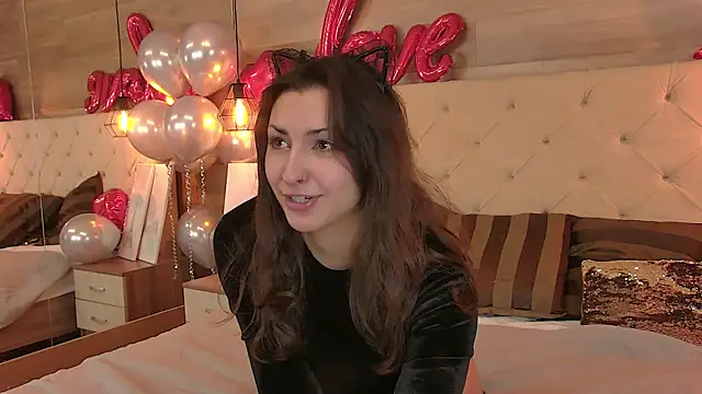 Snapshot of AngelaCox chatting on February 11, 2026, 6:07 am AngelaCox online show from February 11, 2026, 6:07 am