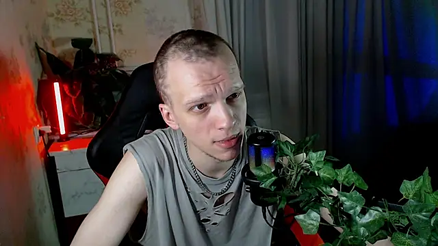 Snapshot of ravi_olle chatting on April 2, 2026, 8:06 pm ravi olle online show from April 2, 2026, 8:06 pm