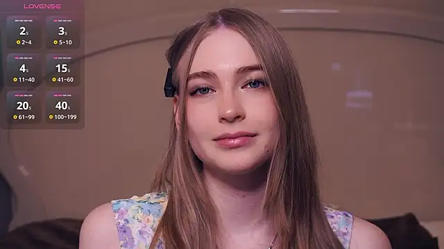 RowenaIanniello online show from March 15, 2026, 12:33 pm