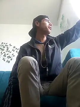 Snapshot of Andrey_santamaria chatting on February 12, 2026, 3:18 pm Andrey santamaria online show from February 12, 2026, 3:18 pm