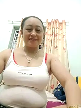 Jolie sexy online show from April 1, 2026, 9:12 pm