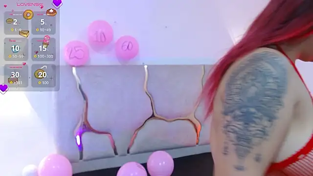 Sashaa tay online show from February 14, 2026, 7:43 pm