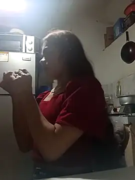 Snapshot of Wildcam21 chatting on February 13, 2026, 7:15 am Wildcam21 online show from February 13, 2026, 7:15 am