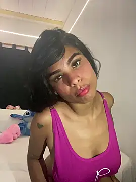 Snapshot of brytaniweed chatting on February 21, 2026, 4:35 am brytaniweed online show from February 21, 2026, 4:35 am