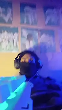 Snapshot of MorningLicker chatting on February 4, 2026, 6:25 pm MorningLicker online show from February 4, 2026, 6:25 pm