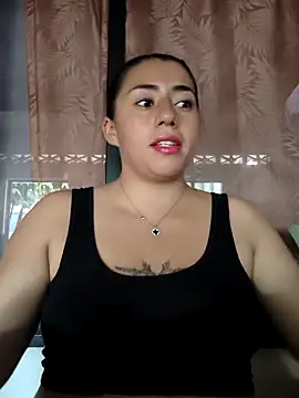 ashleymonroe4 online show from April 1, 2026, 1:41 pm