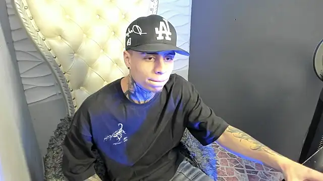 acxel prescot online show from February 15, 2026, 7:54 pm