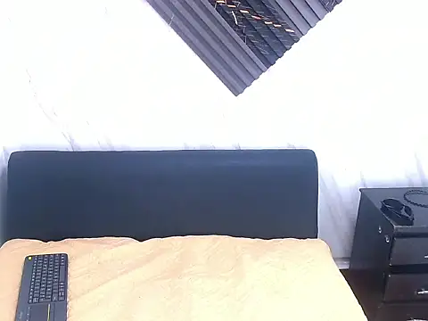 SamiSaturno online show from February 9, 2026, 7:07 pm