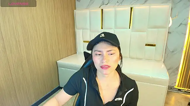 rox luxury tf online show from March 23, 2026, 1:15 pm